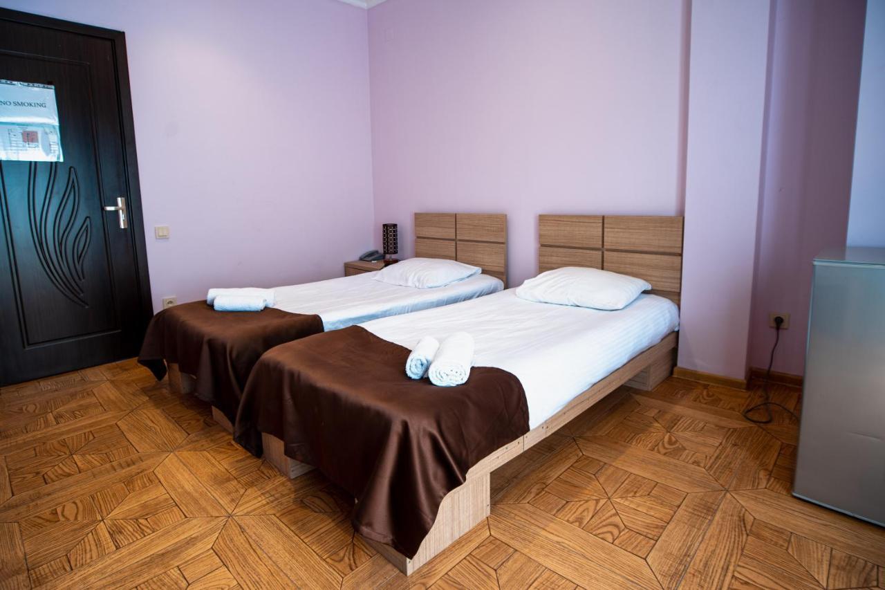 Porto Franco Hotel Batumi Luaran gambar
