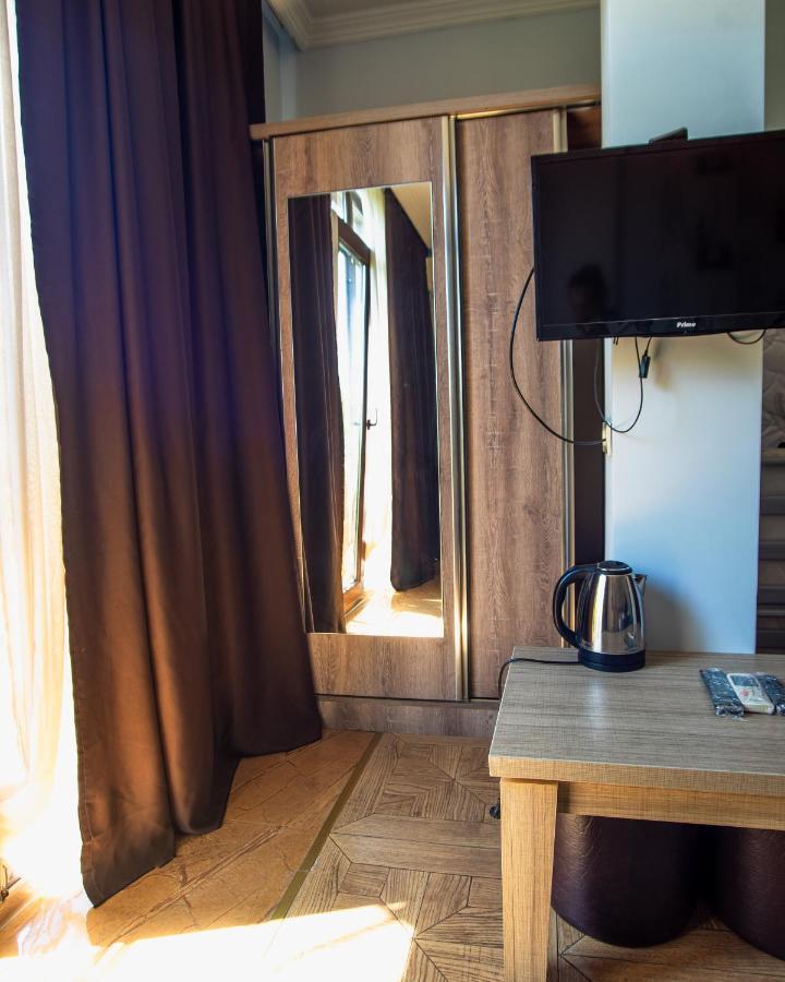 Porto Franco Hotel Batumi Luaran gambar