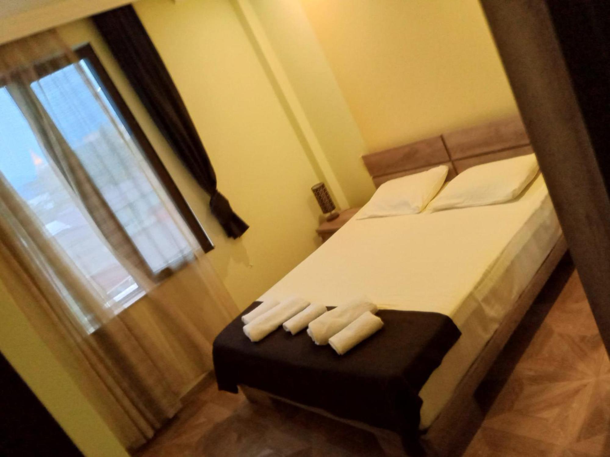 Porto Franco Hotel Batumi Luaran gambar